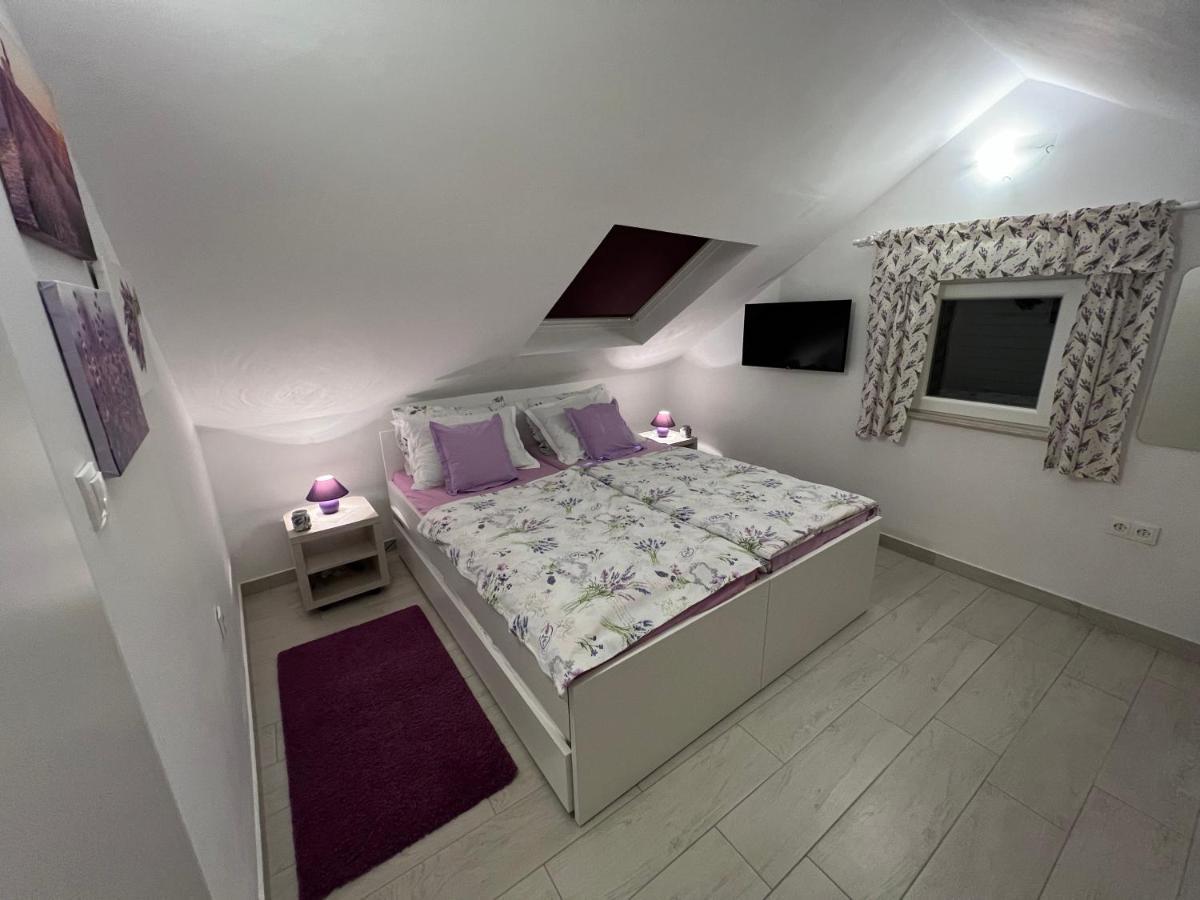 Apt Bobotovi In Center Of Stari Grad, Hvar Kültér fotó