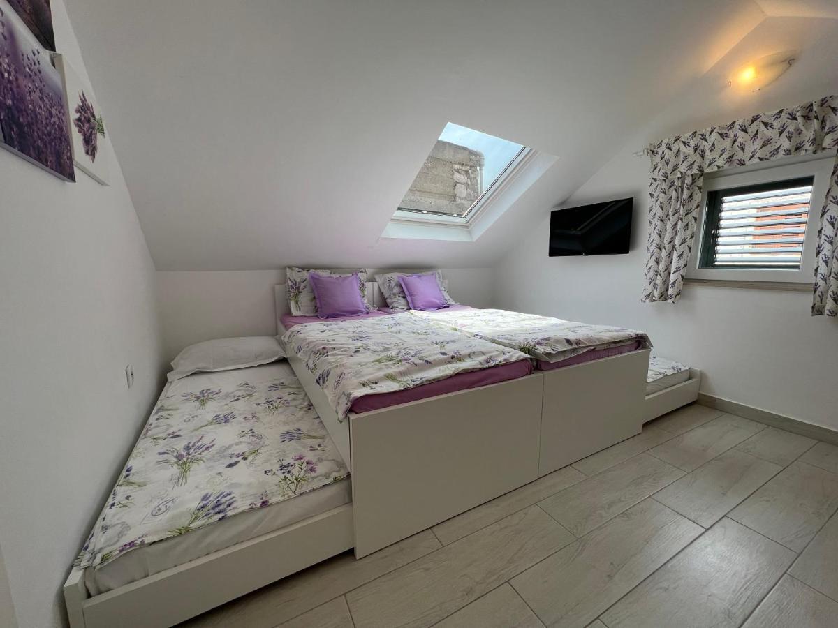 Apt Bobotovi In Center Of Stari Grad, Hvar Kültér fotó