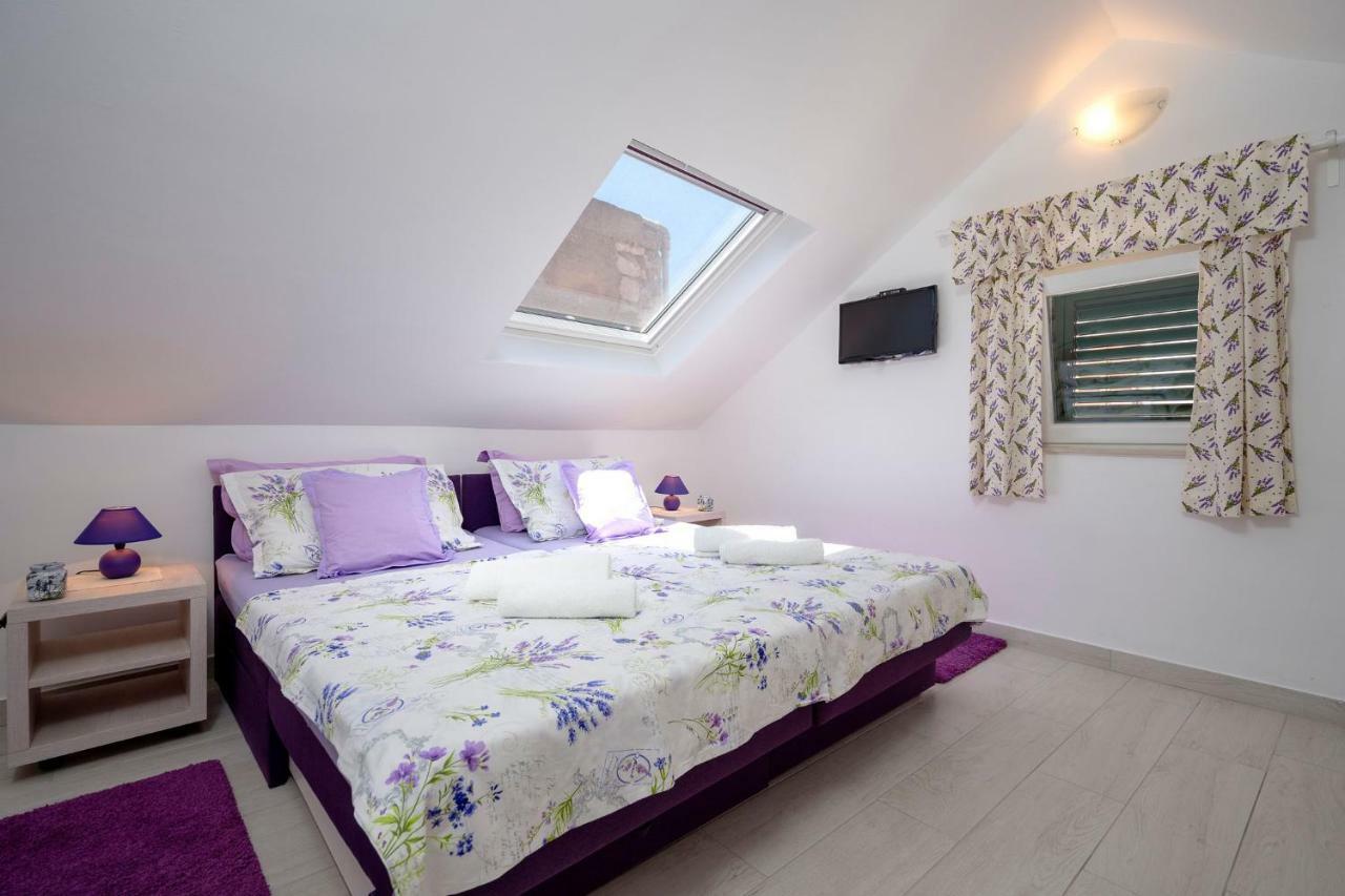 Apt Bobotovi In Center Of Stari Grad, Hvar Kültér fotó